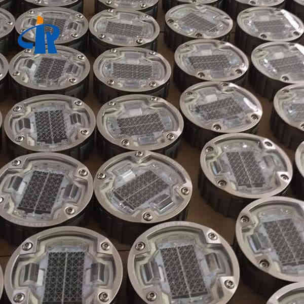 <h3>2021 Solar Powered Stud Light For Truck In Singapore-RUICHEN </h3>
